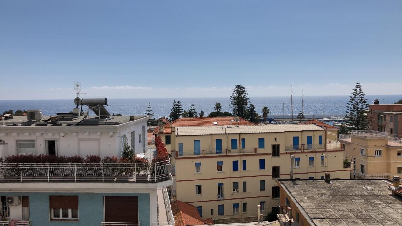 Da Mariella - Bilocale Sunset Vista Mare Appartement San Remo